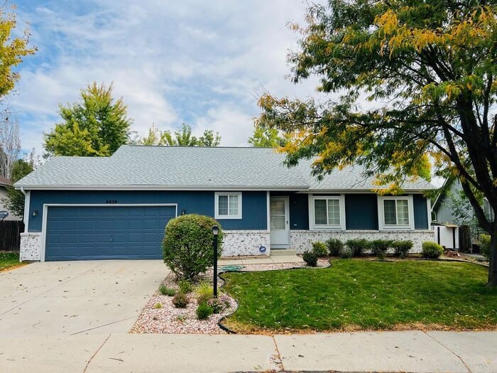 Primary Photo - Beautifully Updated 3bd, 2bath Home In Lov...