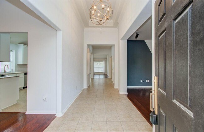 Foto del edificio - 15011 Redding Crest Ln