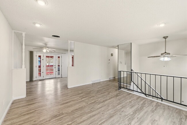 Building Photo - Split Level Home Features 4BD/2BA, Large Backyard and Deck. Newly Renovated Kitchen!  Convenient ...