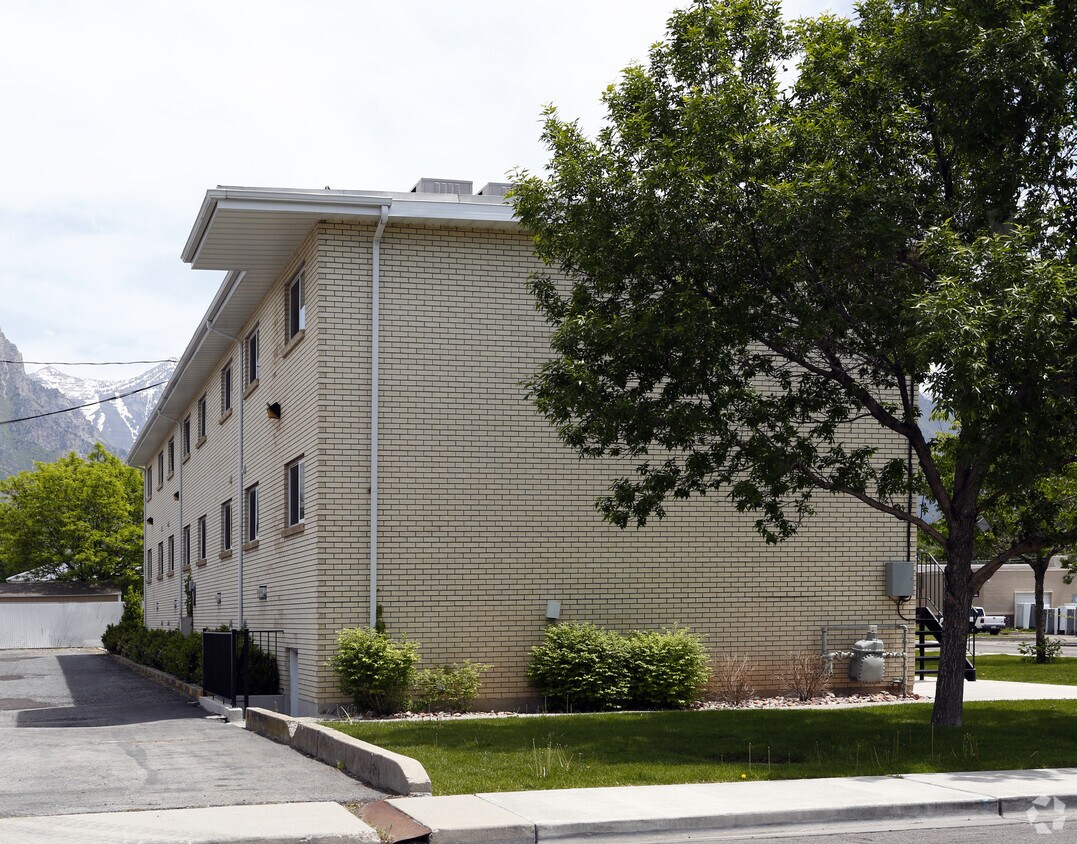 Foto del edificio - 553-577 E 1500 S