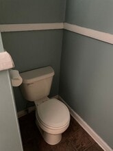 Building Photo - 704 N Almond St