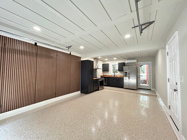 Foto del edificio - 2724 Windsor Ct NW