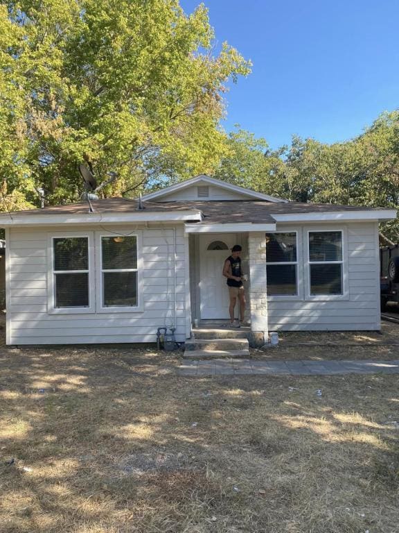 Primary Photo - 114 Katy St