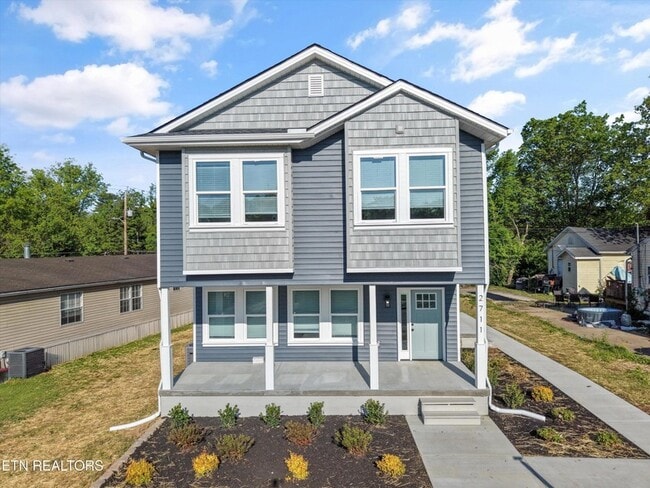 Photo - 2713 Tarleton Ave House