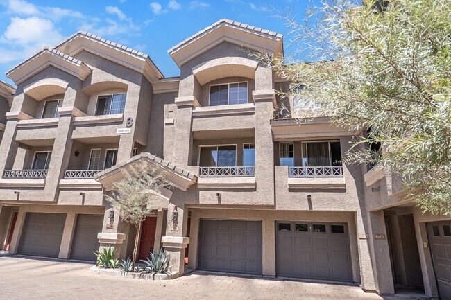 Foto del edificio - 4455 E Paradise Village Pky S