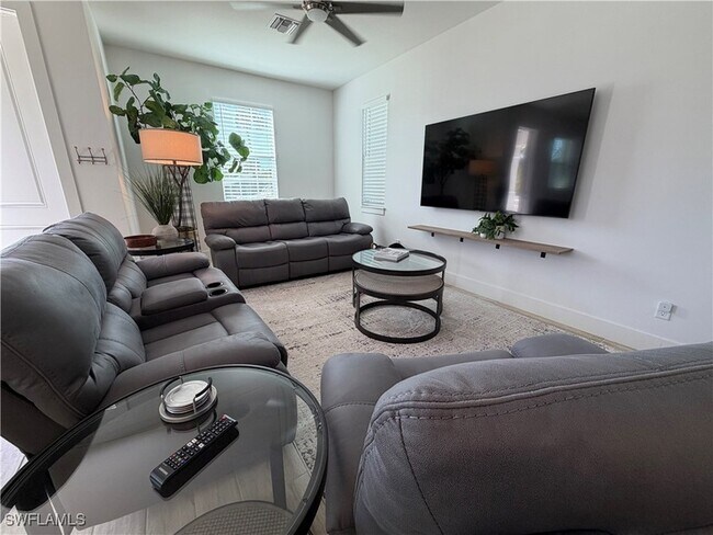 Building Photo - 1727 Danford St