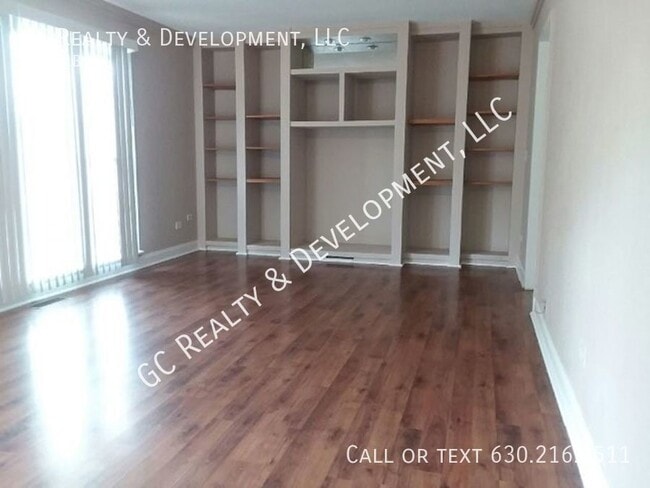 Building Photo - ***PARK FOREST / SINGLE FAMILY HOME  / 3 B...