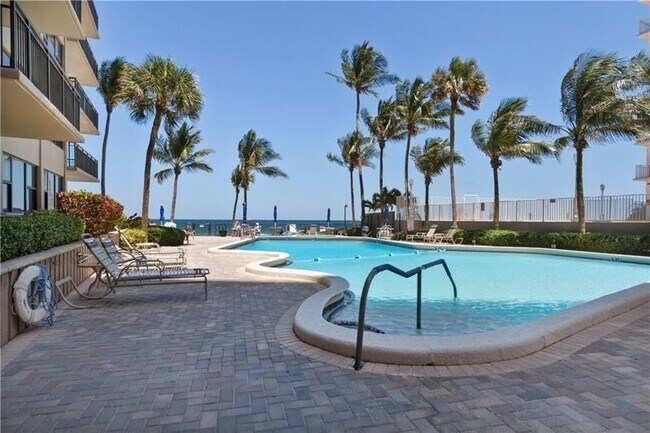 Building Photo - 3800 Galt Ocean Dr