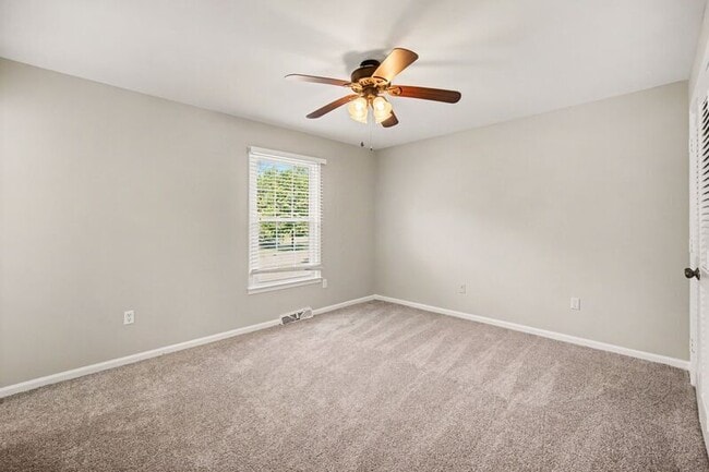 Building Photo - 8301 Nathanael Greene Ln
