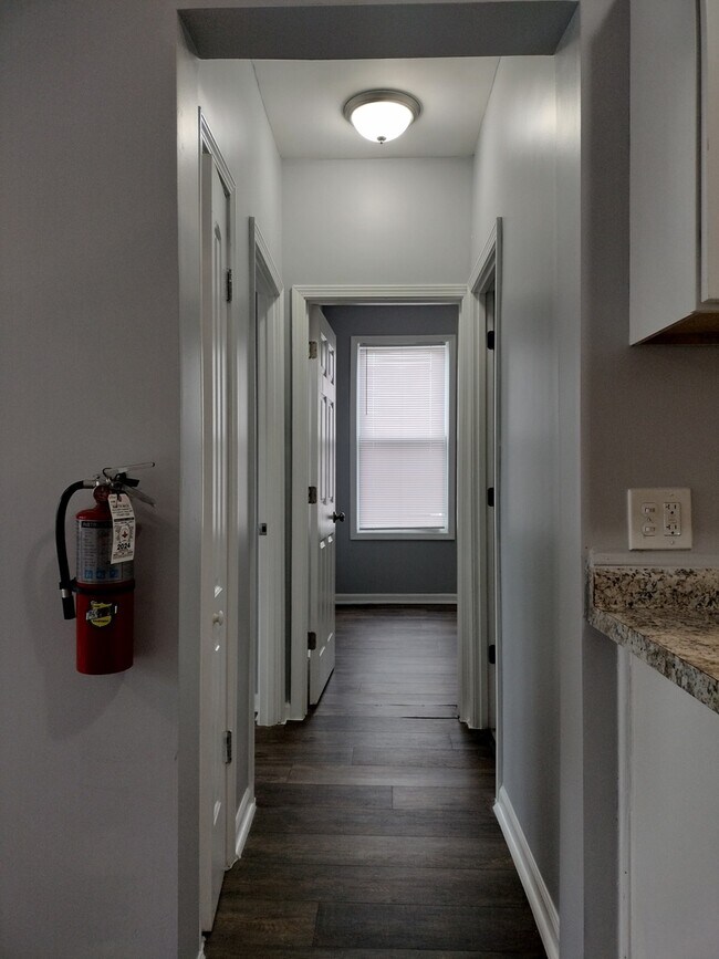 Foto del edificio - 6601 S Green St