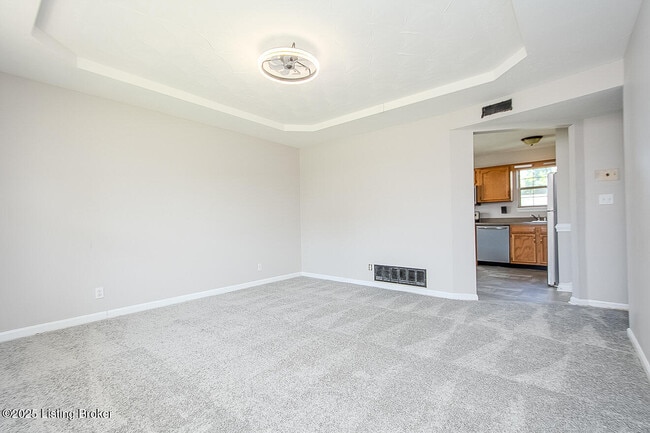 Foto del edificio - 6305 Leisure Ln