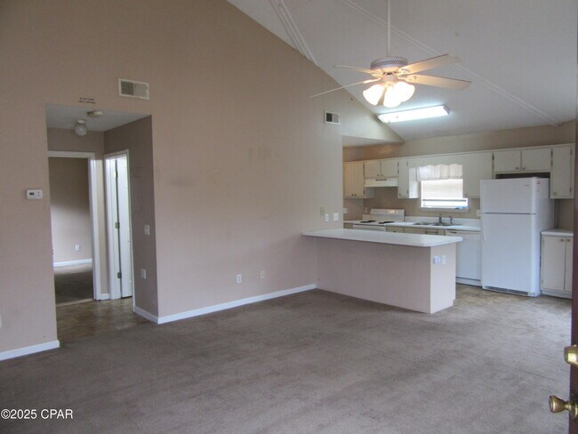 Building Photo - 1401 Gulf Ave