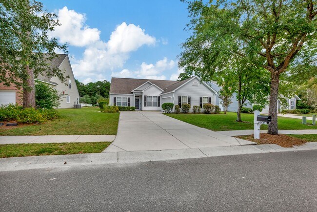 Foto del edificio - Ranch Home in Wescott Plantation