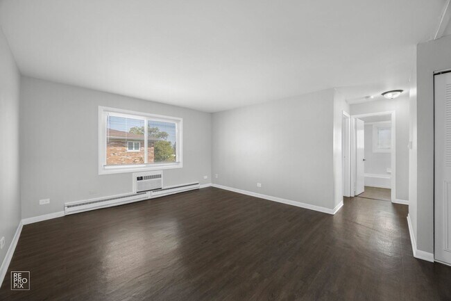 Foto del edificio - 6315 Joliet Rd