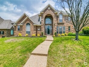 Building Photo - 4425 Cityview Dr
