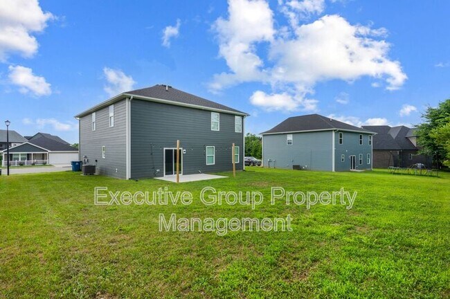 Building Photo - 309 Smt Crk Dr