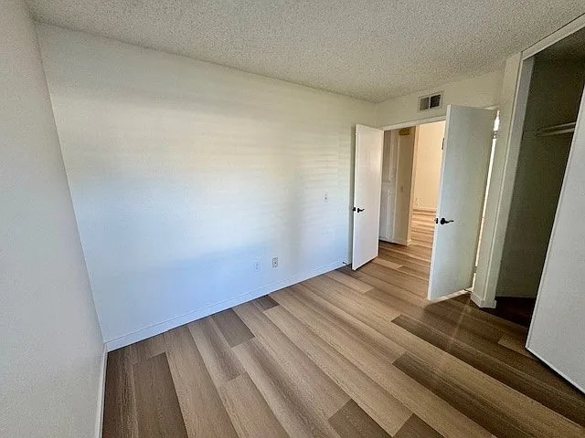 Foto del edificio - 3238 Canary Ct