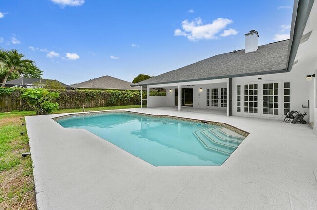 Building Photo - 13772 Ishnala Cir