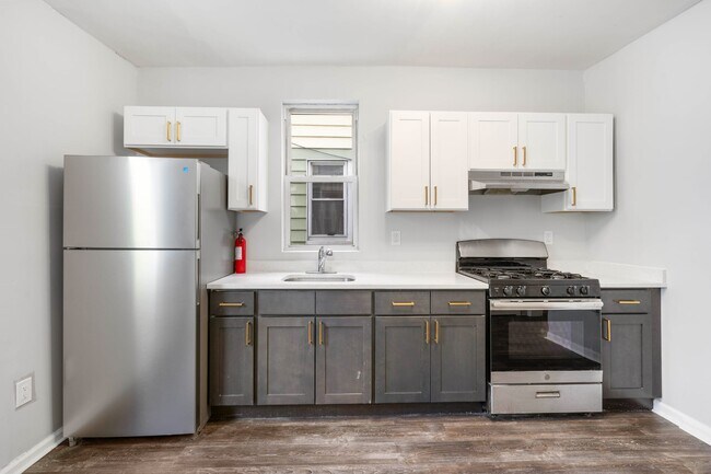 Building Photo - 105 Rose Ter