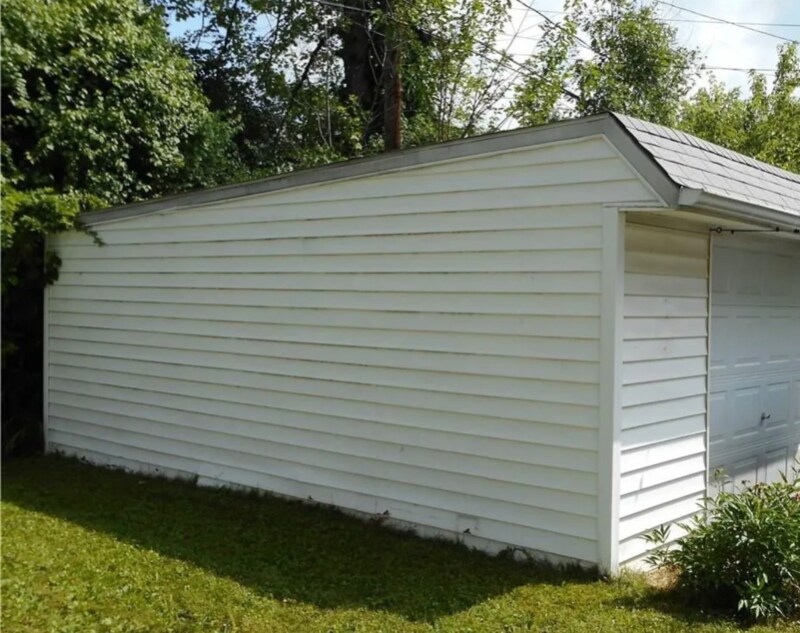Building Photo - 3403 Henderson Rd
