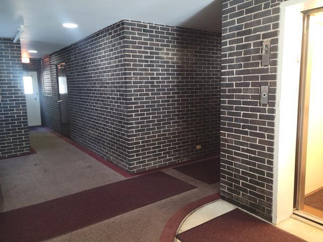 Foto del edificio - 11116 S Longwood Dr