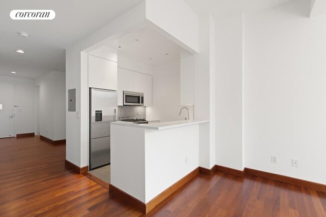 Foto del edificio - 305 E 63rd St