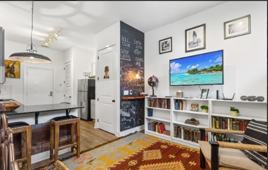 Foto del edificio - 255 E Boyd Dr