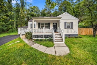 Building Photo - 4916 Chowan Ave