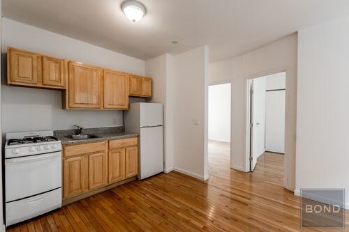 Foto del edificio - 313 E 91st St
