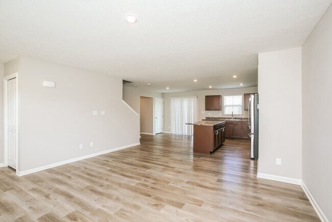 Foto del edificio - 107 Campus Ln