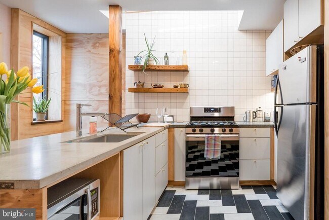 Foto del edificio - 1912 E Cumberland St