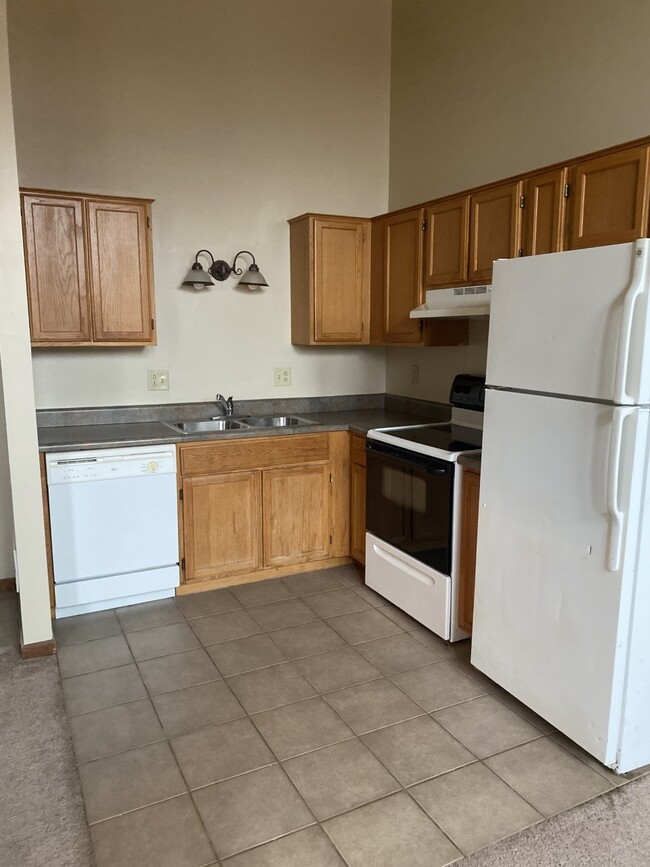 101 W Vermont St, King City, MO 64463 - Apartments in King City, MO ...