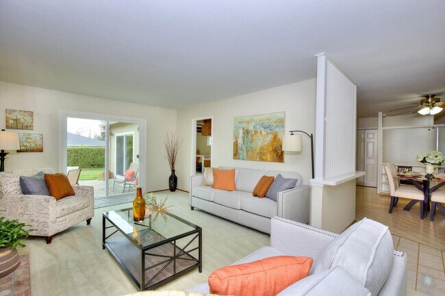 Building Photo - 15104 Bellflower Ct