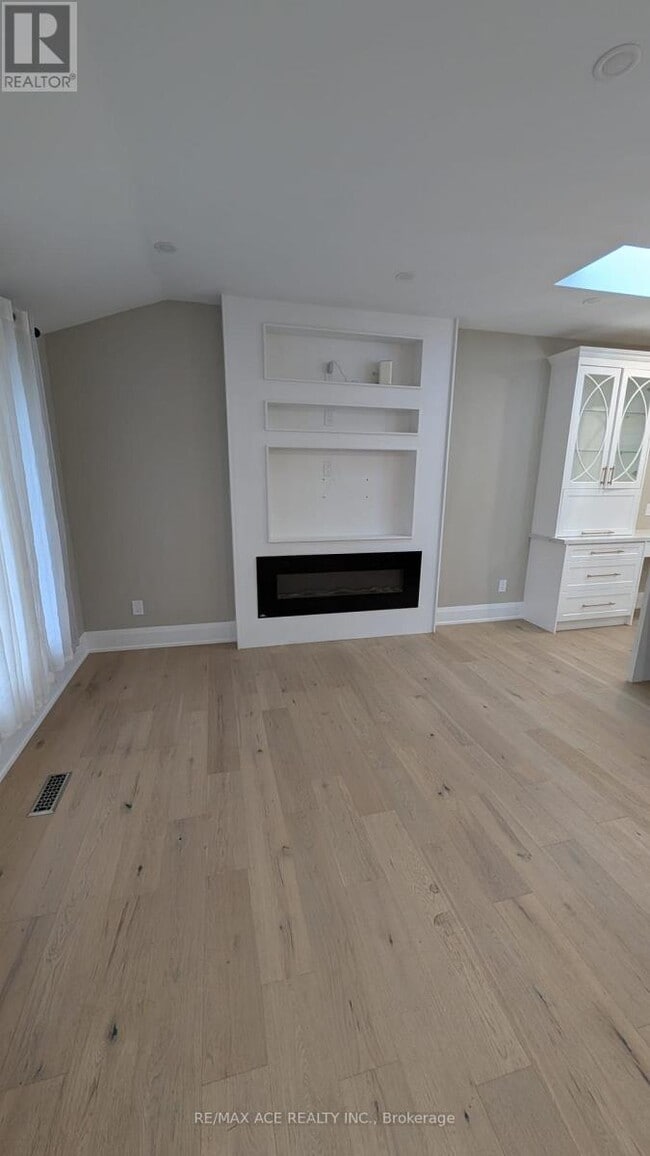 Building Photo - 40 Jacwin Dr