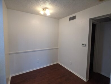 Building Photo - 1810 N Garrett Ave