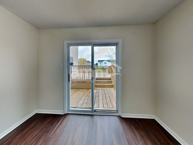 Foto del edificio - 10167 Hatherley Way