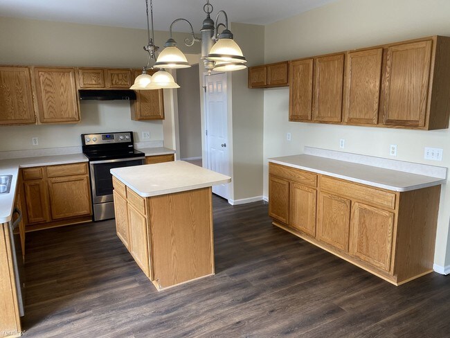 Foto del edificio - 3 br, 2.5 bath House - 18818 Livingston Dr