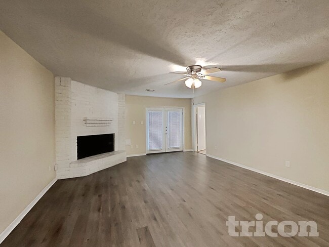 Foto del edificio - 20118 Misty Pines Dr