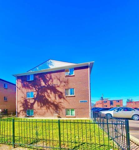 Foto del edificio - 1437 N Moline St