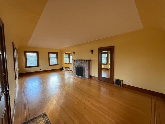 Foto del edificio - 5701 30th Ave NE