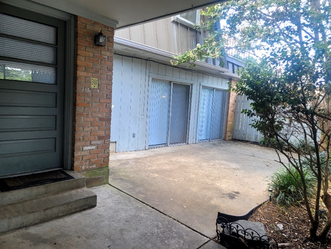 Building Photo - 2820 N Fourth St