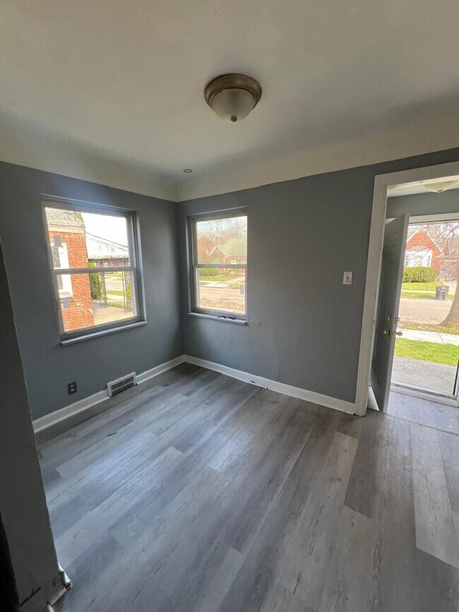 Foto del edificio - 10141 Roxbury St