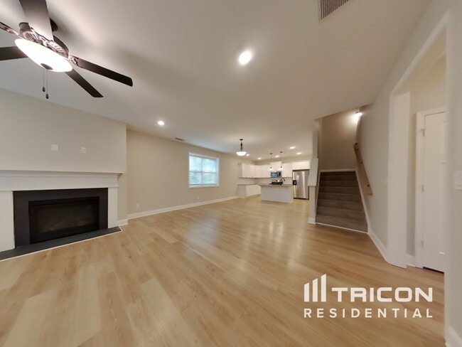 Building Photo - 97 Arbor Chase Pkwy