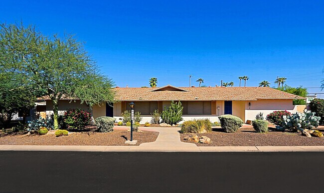 Foto del edificio - 6203 N 12th Pl
