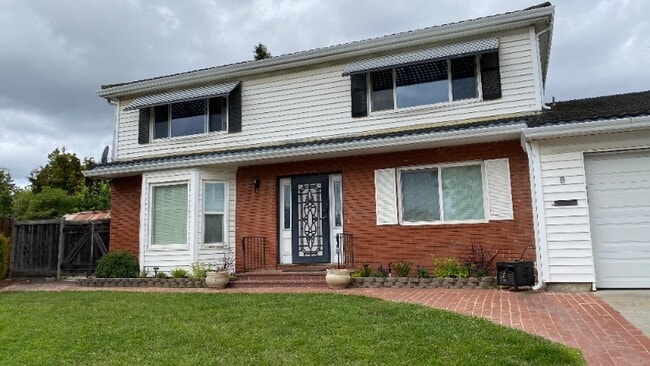 Photo - 10405 Brewer Ave House