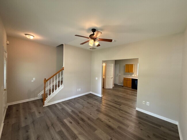 Building Photo - 1525 Braveheart Ln