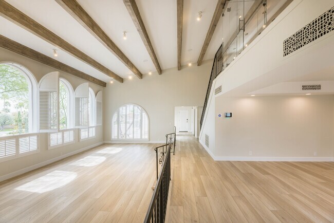 Foto del edificio - 6040 N 22nd Pl