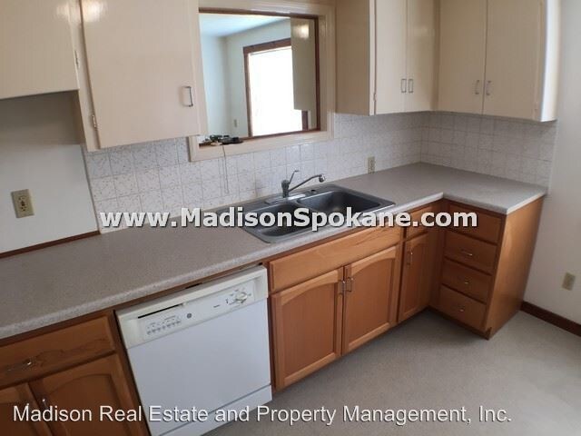 Foto del edificio - 2 br, 1.5 bath House - 4720 N. Bemis St.