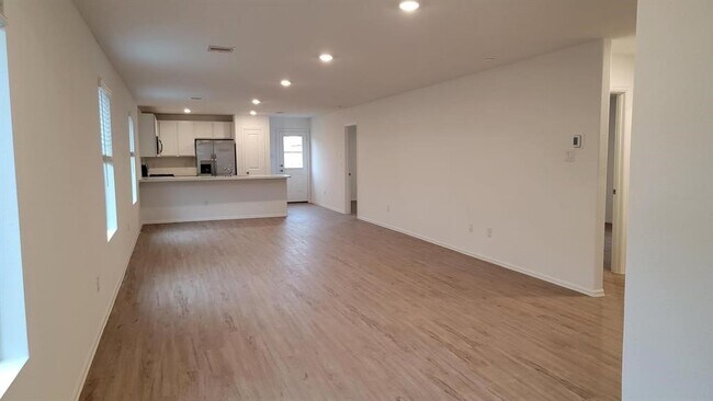 Foto del edificio - 4130 Zavala Ml St