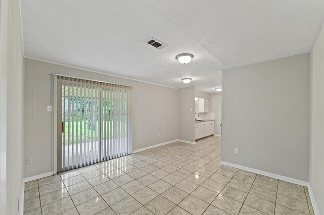 Building Photo - 3536 Truxton Dr